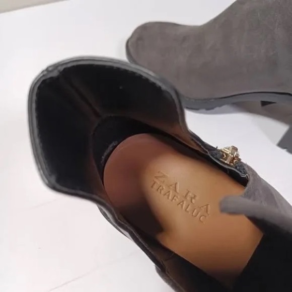 Zara Trafulac cutaway chunky heel booties - Picture 8 of 9